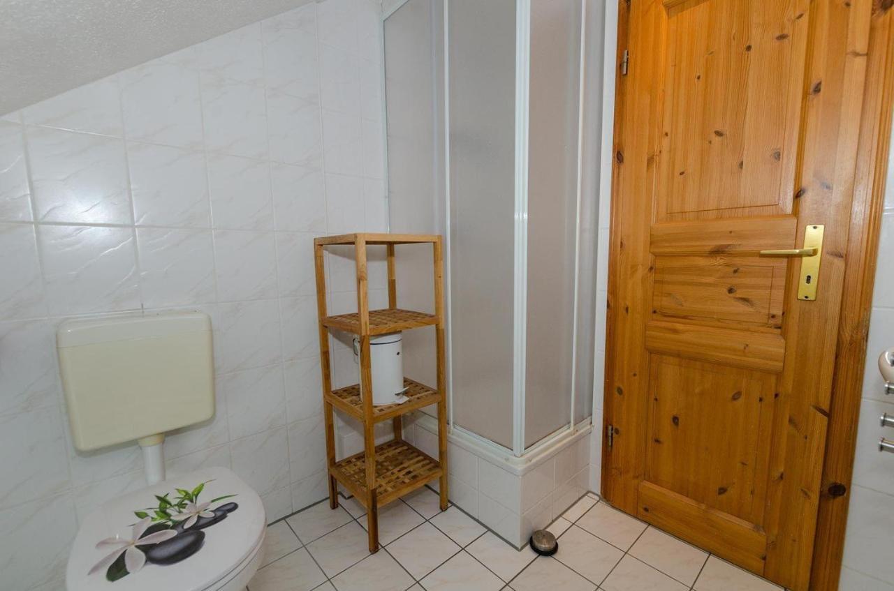 3-R-Ferienwohnung-Fuer-3-Personen-In-Schaprode-Auf-Ruegen-Zi4 Εξωτερικό φωτογραφία